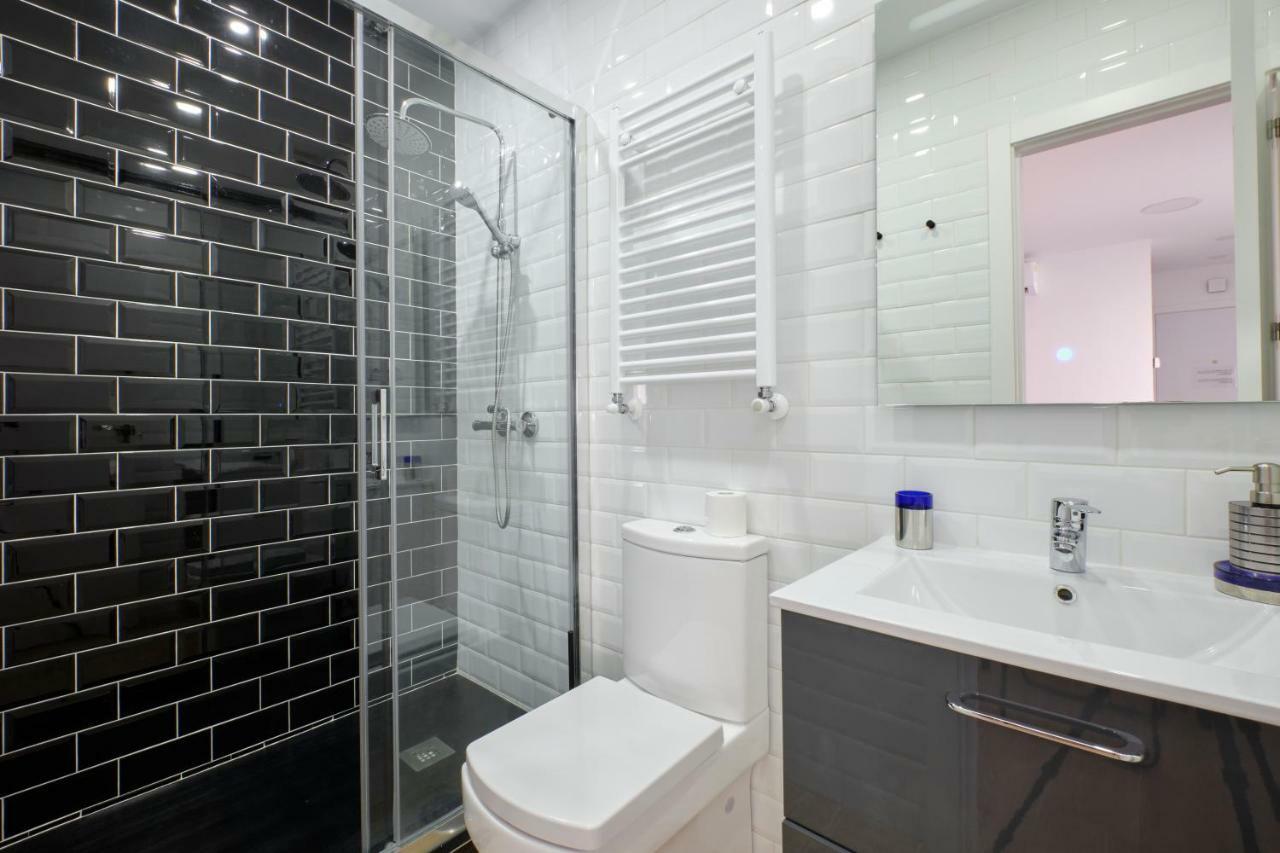 Ever House - Alcala Cielo 2 Rooftop มาดริด ภายนอก รูปภาพ